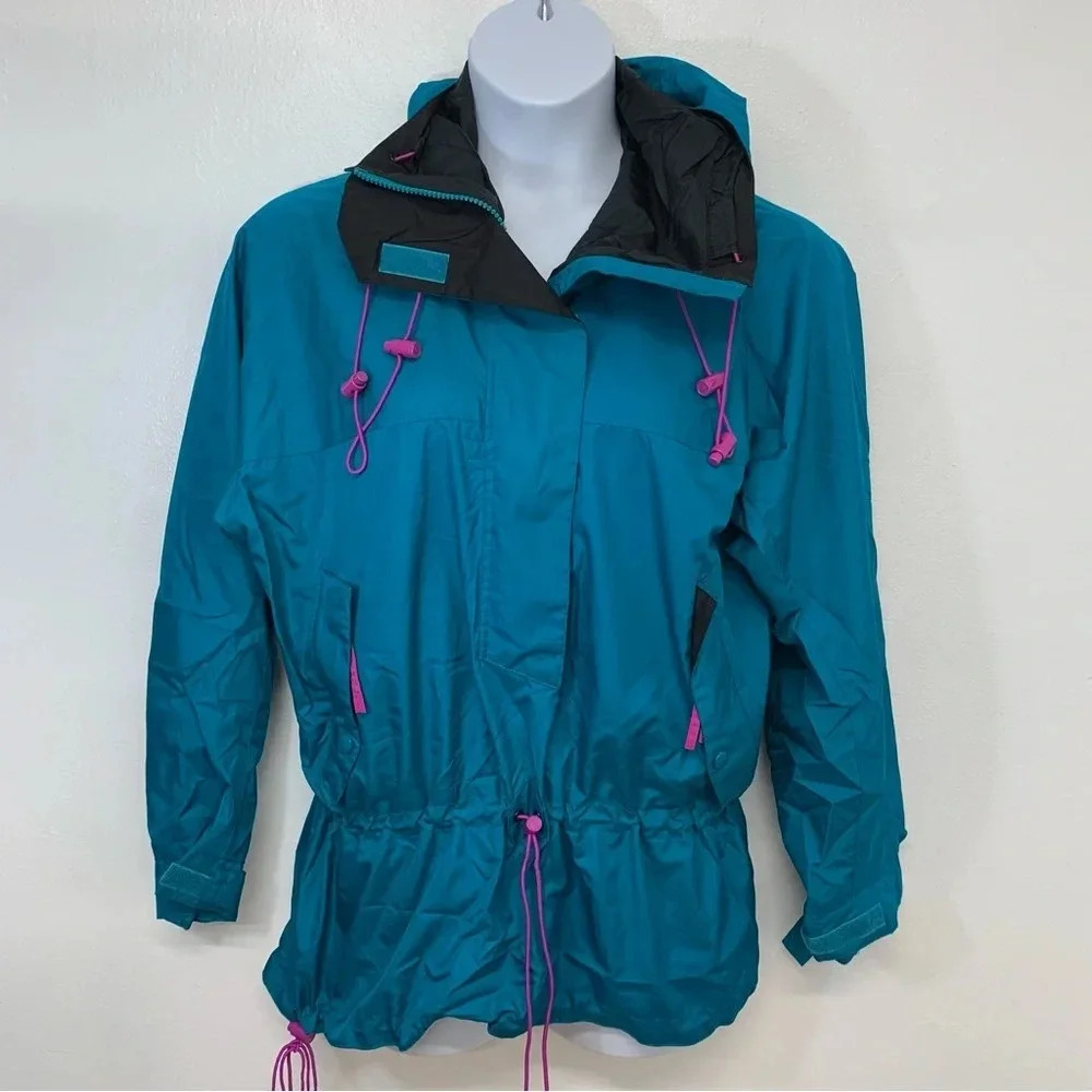 Vintage Eastern Mountain Windbreaker Jacket Woman‎ Large Hood Pop Over Pockets